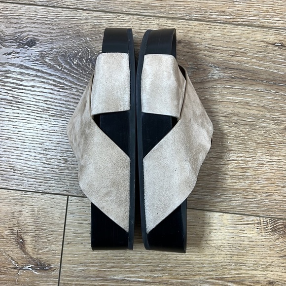 CO Collection Cross Slide in Tan Suede Size 36/6 - Picture 4 of 9